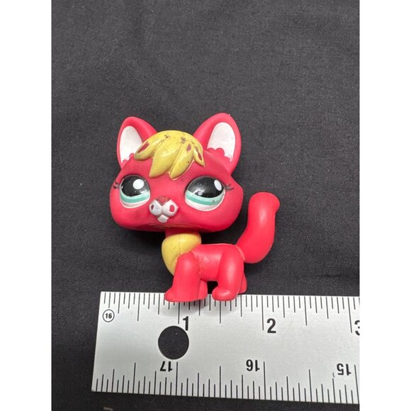 Littlest Pet Shop Red Fox Collectible Toy Figure - Picture 1 of 4